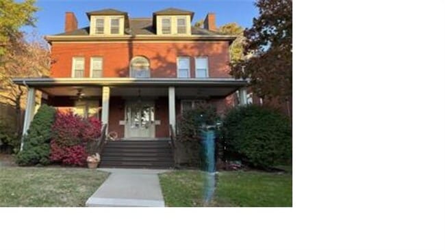 421 N Pacific Ave