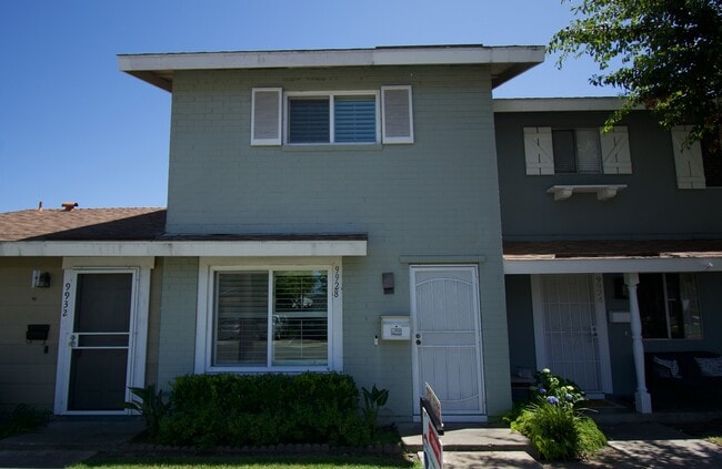 property at 9928 Continental Dr