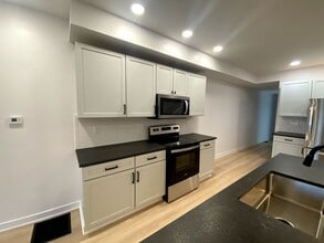 1234-1236-1236 Summit St in Columbus, OH - Building Photo - Building Photo