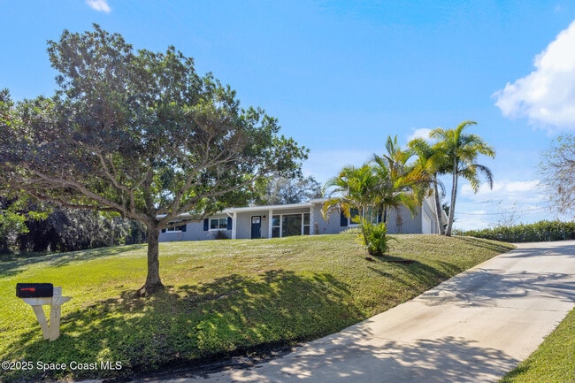 3701 Warwick Dr in Cocoa, FL - Building Photo - Building Photo