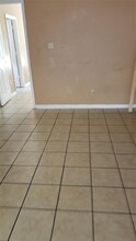 6930 Paris St in Houston, TX - Building Photo - Building Photo