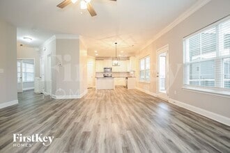 5390 Holbein Gate Rd in Walkertown, NC - Foto de edificio - Building Photo