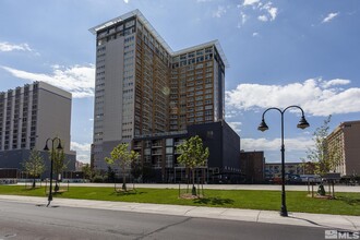 255 N Sierra St in Reno, NV - Building Photo - Building Photo