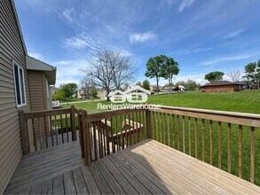 645 Northview Dr in Waukee, IA - Building Photo - Building Photo