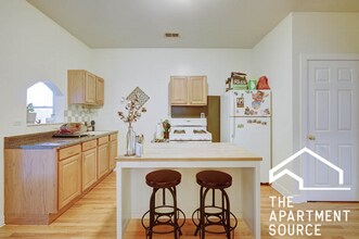 882 N Marshfield Ave, Unit 3F in Chicago, IL - Foto de edificio - Building Photo