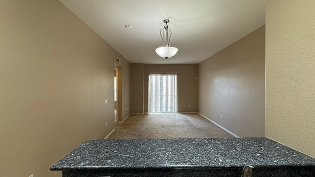 68 W Serene Ave in Las Vegas, NV - Building Photo - Building Photo