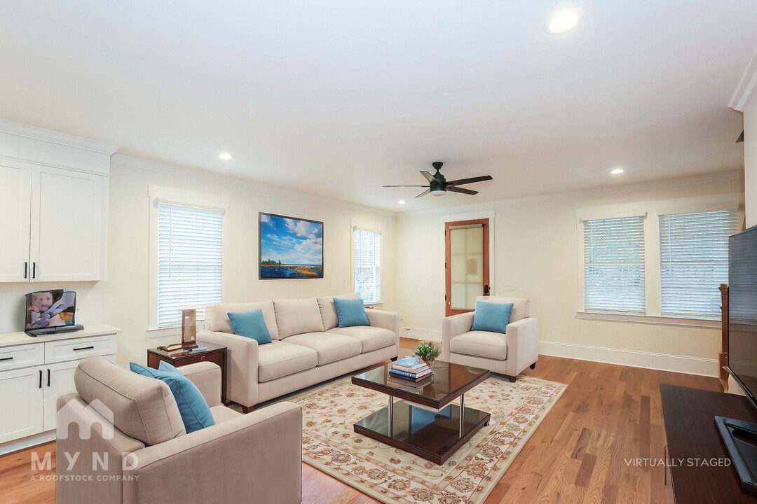 1706 S Mint St, Unit A in Charlotte, NC - Building Photo