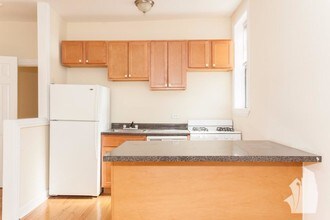 719 W Barry Ave in Chicago, IL - Building Photo - Building Photo