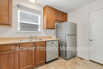 1744 Coupru Ct in St. Peters, MO - Building Photo - Building Photo