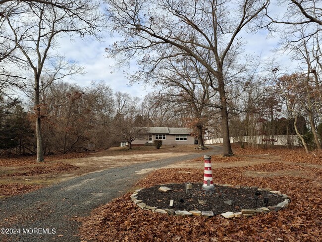 1082 Schencks Mill Line Rd in Toms River, NJ - Building Photo - Building Photo