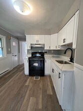 109-111-111 S Walnut St in Slatington, PA - Building Photo - Building Photo