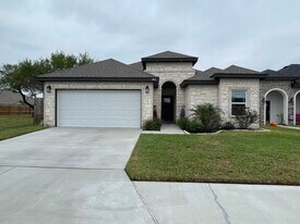 1763 The Park Dr in Kingsville, TX - Building Photo