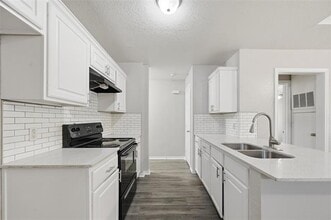 309 Gravel St in Waxahachie, TX - Building Photo - Building Photo