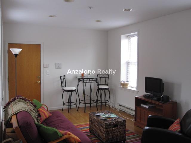 97 Prince St, Unit 3 in Boston, MA - Building Photo - Building Photo