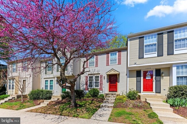 property at 1246 Seminole Dr