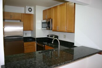 900 N Stafford St in Arlington, VA - Building Photo - Building Photo