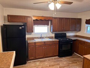 1409 S 4th St in Pekin, IL - Building Photo - Building Photo