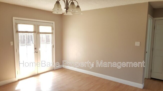 5210 Hickory Ave in Farmington, NM - Building Photo - Building Photo