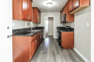 5551 79th St in Sacramento, CA - Building Photo - Building Photo