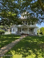 1109 Lincoln Ct in Long Branch, NJ - Building Photo
