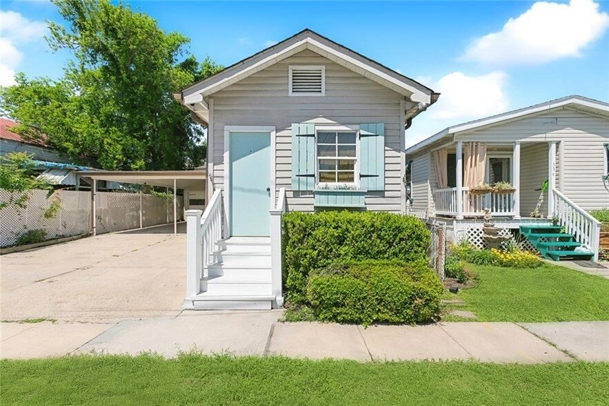 532 Esteban St, Unit Unit 53 in Arabi, LA - Building Photo