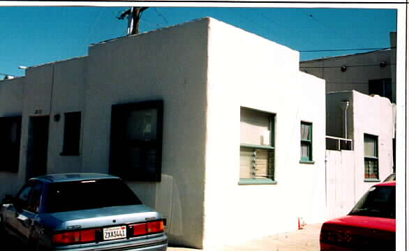 2873-2881 Mission Blvd in San Diego, CA - Foto de edificio