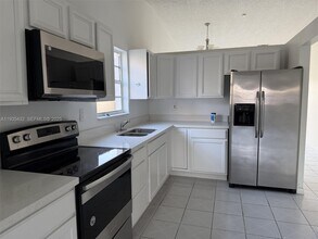 16227 SW 305th St in Homestead, FL - Building Photo - Building Photo