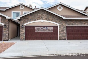 748 Brambleberry Hts in Colorado Springs, CO - Building Photo
