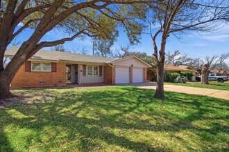 3717 Brookhollow Dr in Abilene, TX - Building Photo - Building Photo