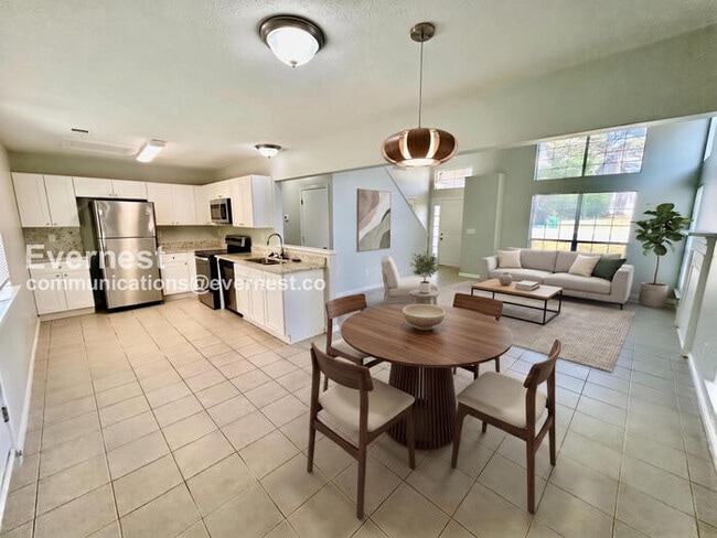 5049 Donnell Way in Decatur, GA - Building Photo - Building Photo