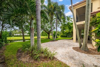 1214 Merlot Dr in Palm Beach Gardens, FL - Building Photo - Building Photo