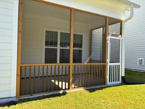 Room in House on Kings Lake Wy in Durham, NC - Building Photo - Building Photo