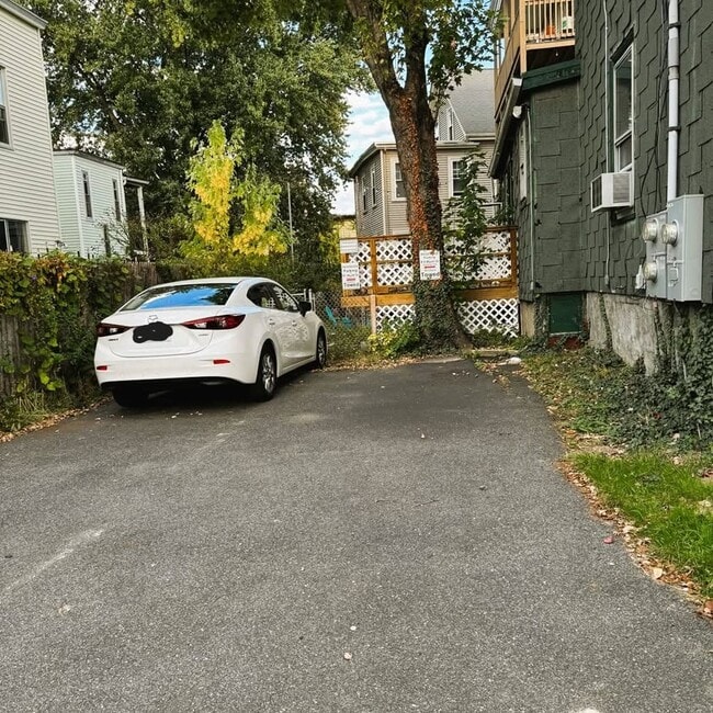 9 Wyatt St in Somerville, MA - Building Photo - Building Photo