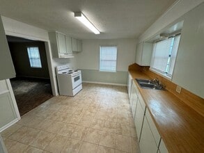 310 Birdie Pl in Longview, TX - Building Photo - Building Photo