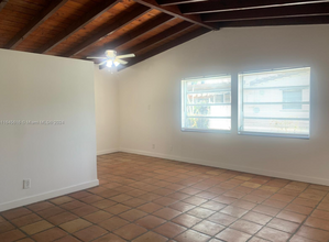 429 SW 25th Ter in Fort Lauderdale, FL - Building Photo - Building Photo