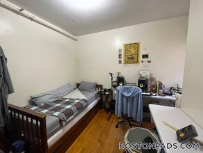 16-20 Westland Ave., Unit 110 in Boston, MA - Foto de edificio - Building Photo