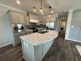 19164 Meadowbrook Ct in North Fort Myers, FL - Building Photo