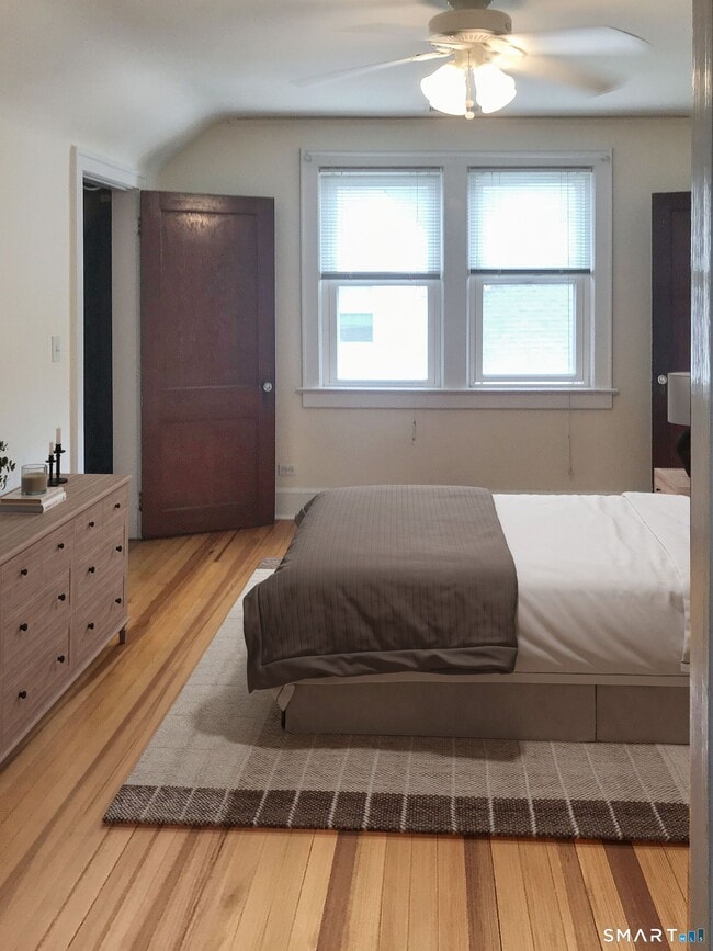 124 Shippan Ave in Stamford, CT - Building Photo - Building Photo