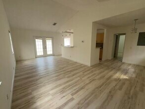 10317 Pippin Ln in Royal Palm Beach, FL - Building Photo - Building Photo