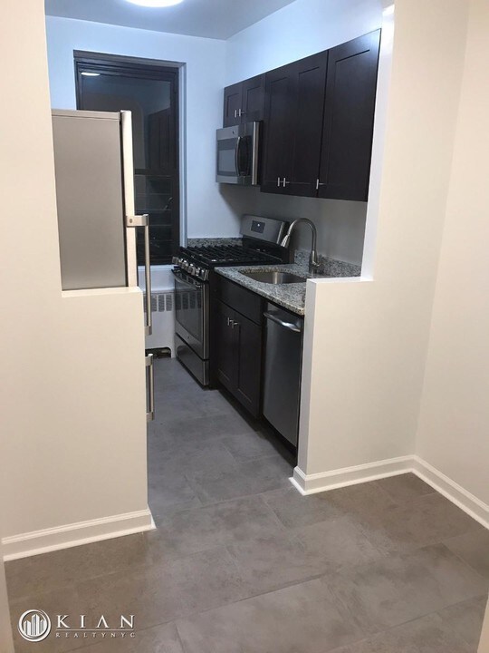 65-36 99th St in Queens, NY - Building Photo