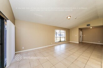 7195 NW 5th Ave in Boca Raton, FL - Foto de edificio - Building Photo