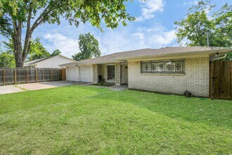6814 Della St in Houston, TX - Building Photo - Building Photo