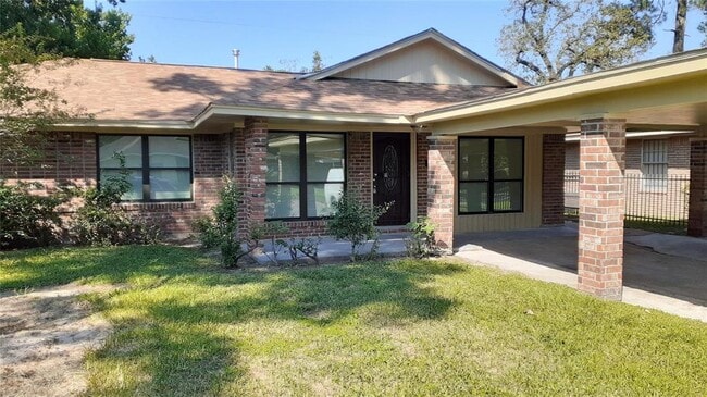 property at 10311 Royal Oaks Dr