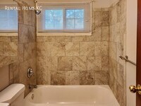 9010 W 101st St photo'