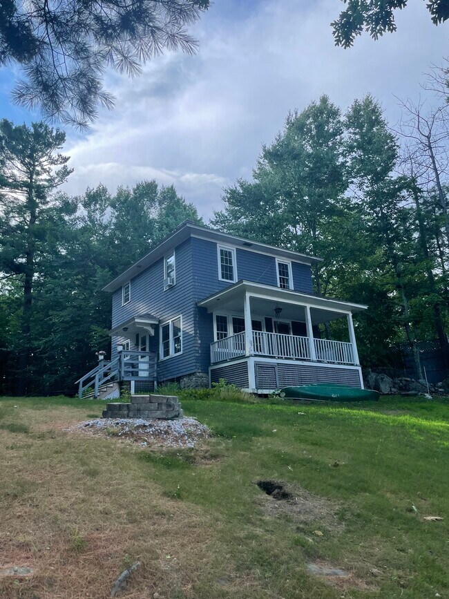 90 Lake Ave Rentals in Leicester, MA