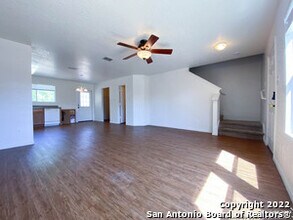 3215 Northwest Blvd in New Braunfels, TX - Building Photo - Building Photo