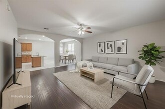 5446 Prairie Ln in Grand Prairie, TX - Building Photo - Building Photo