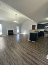 3463 Oak Creek Dr in Clarksville, TN - Building Photo - Building Photo