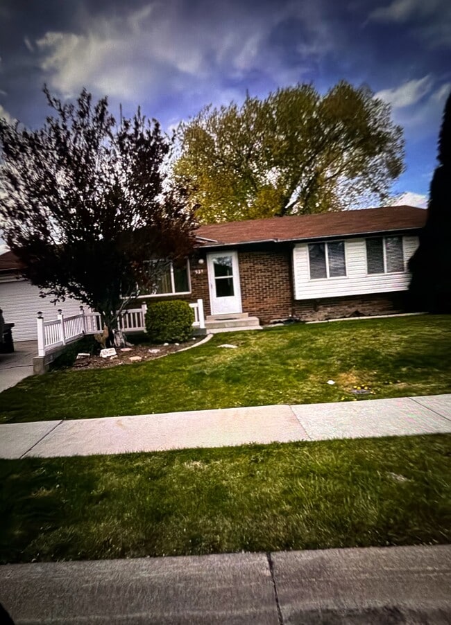 property at 531 W 660 S