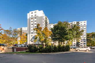 Takoma Overlook Condominium in Takoma Park, MD - Building Photo - Building Photo